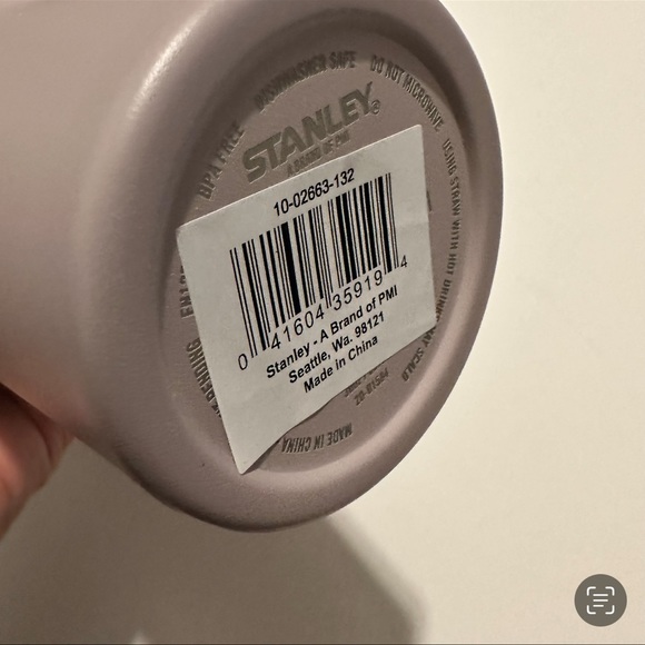 Stanley | Tumbler | Adventure Quencher Reusable Travel Tumbler 30oz | Ab… - Picture 7 of 9